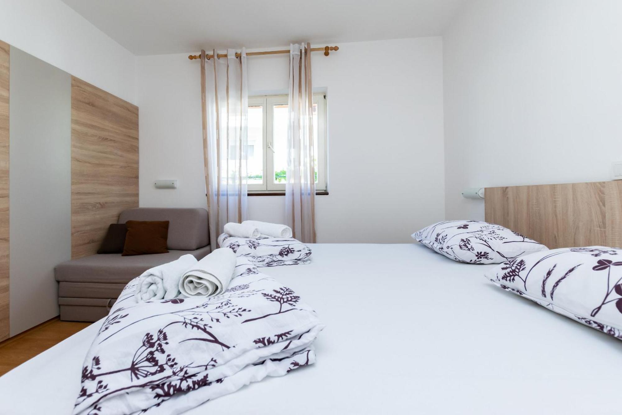 Apartments Miranda โลปาร์ ภายนอก รูปภาพ