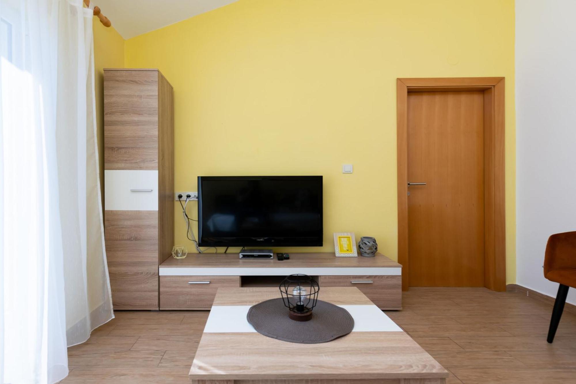 Apartments Miranda โลปาร์ ภายนอก รูปภาพ